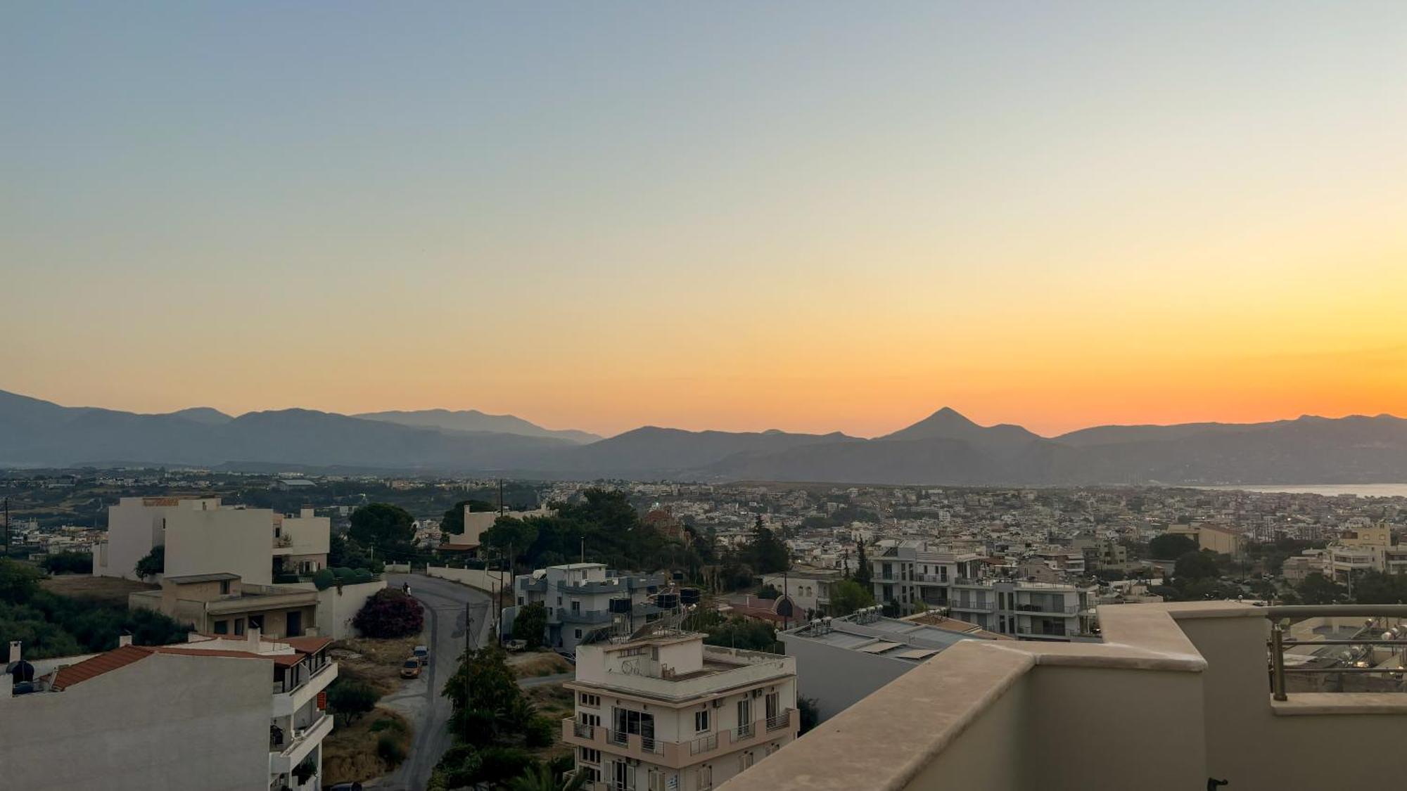 Sunset Serenity Appartement