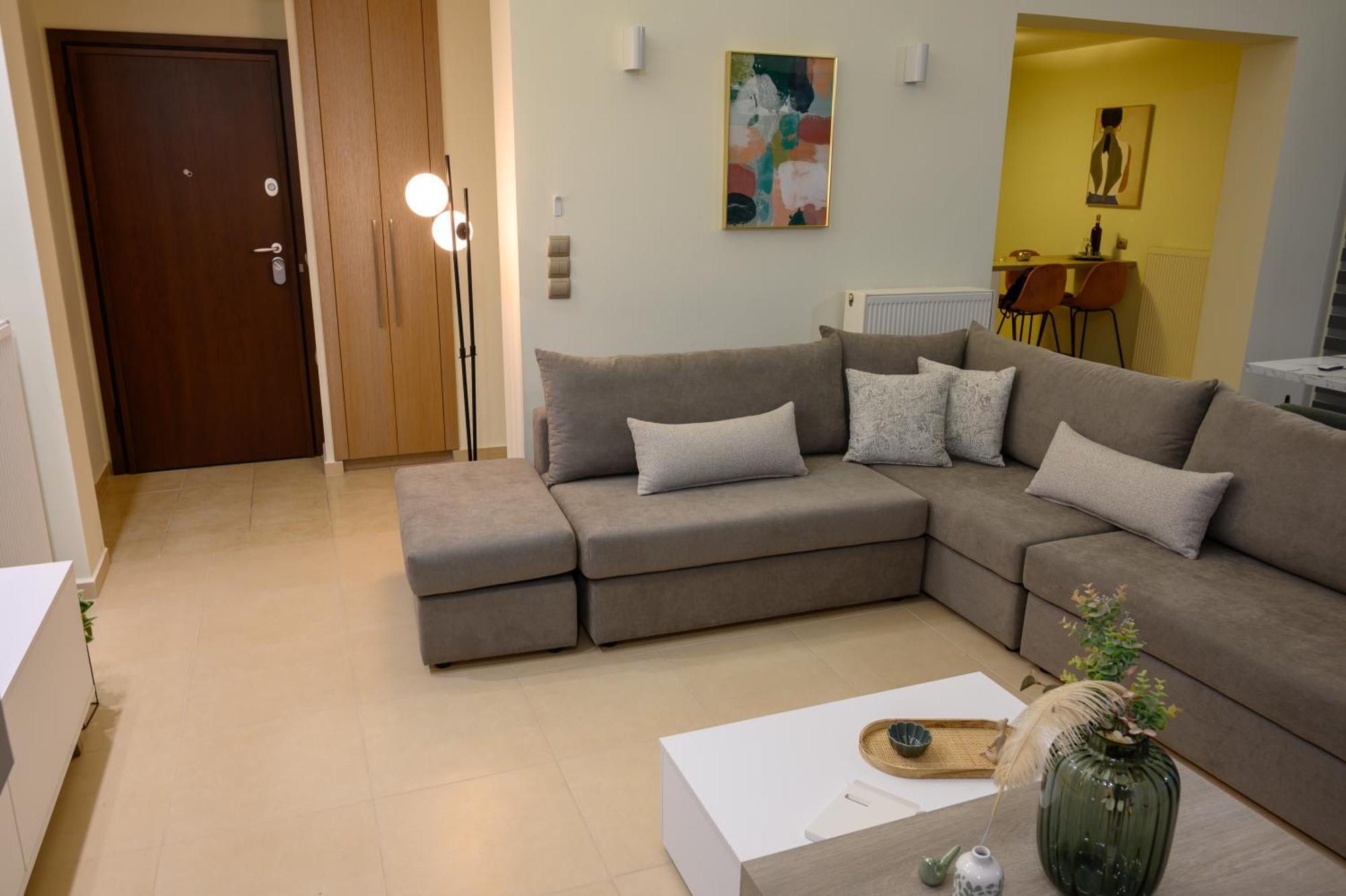 Sunset Serenity Apartment